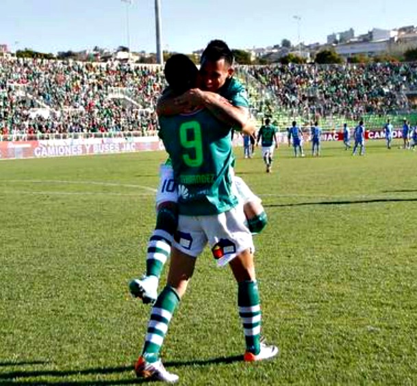 Santiago Wanderers sueña con el título del Apertura tras vencer a Ñublense