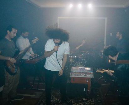 El grupo Shmiks lanza su nuevo disco enBar Loreto junto a los Zebra 93