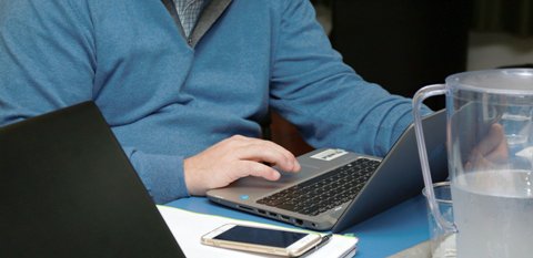 Trabajo a distancia: 5 consejos de IBM para ser productivo sin correr riesgos