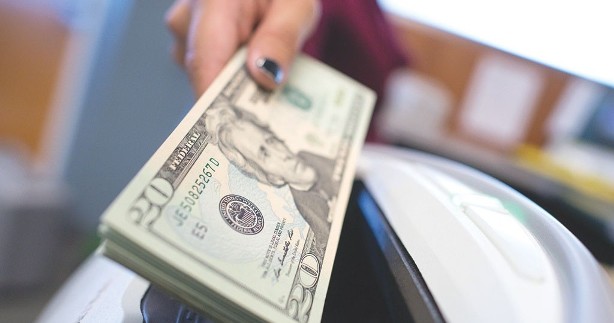 ¿En qué fijarse al momento de negociar la postergación de un crédito bancario?