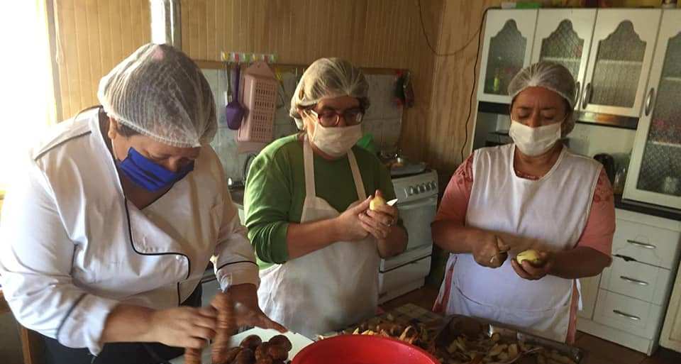 Hermanas de Lastarria, dan ejemplo de solidaridad y empatía en tiempos de pandemia