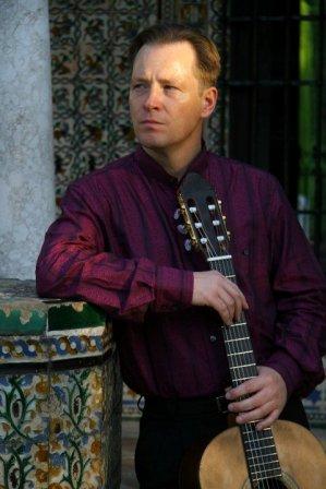 Marcelo de la Puebla realizará dos presentaciones en el Ciclo “El viaje de las Guitarras” de julio